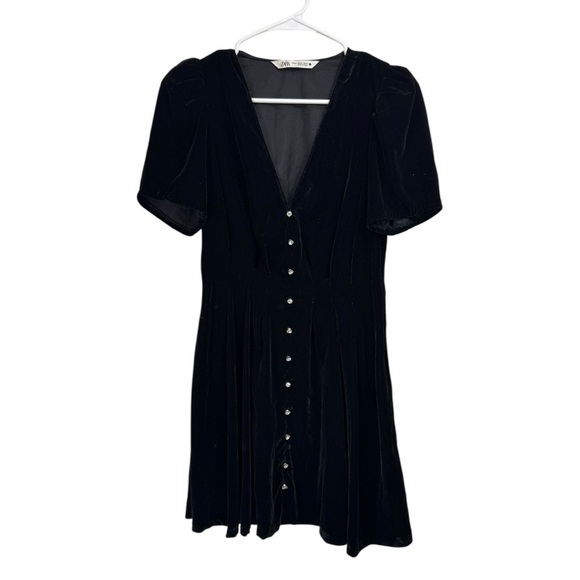 Zara Size XS Black Velvet Puff Sleeve Mini Cocktail Dress Crystal Buttons - Picture 2 of 8